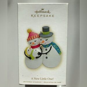 Hallmark Keepsake A New Little One Snowman Ornament 2009
